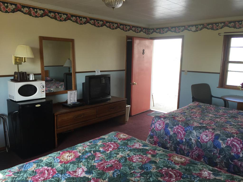Rainbow Motel Montpelier Экстерьер фото