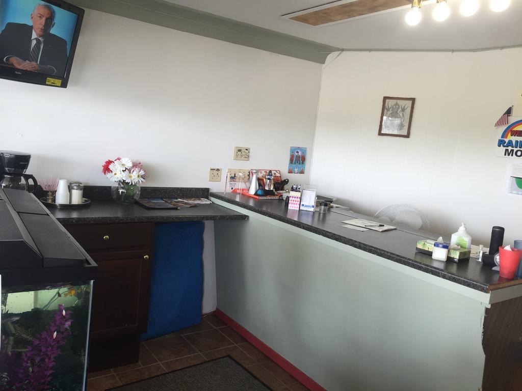 Rainbow Motel Montpelier Экстерьер фото